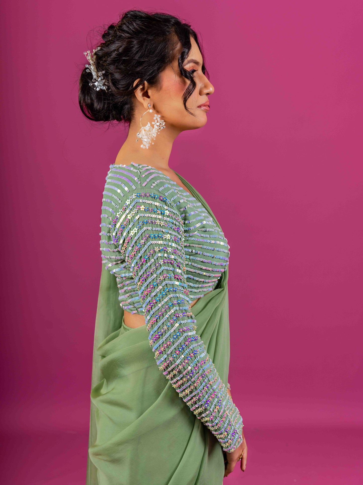 GREEN PURE ORGANZA HAND EMBROIDERED BLOUSE WITH PRE-DRAPED SAARI (SET OF 2)