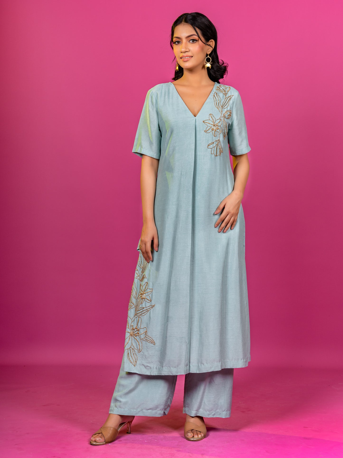 SKEY BLUE HAND EMBROIDERED KURTA CO-ORD SET (SET OF 2)