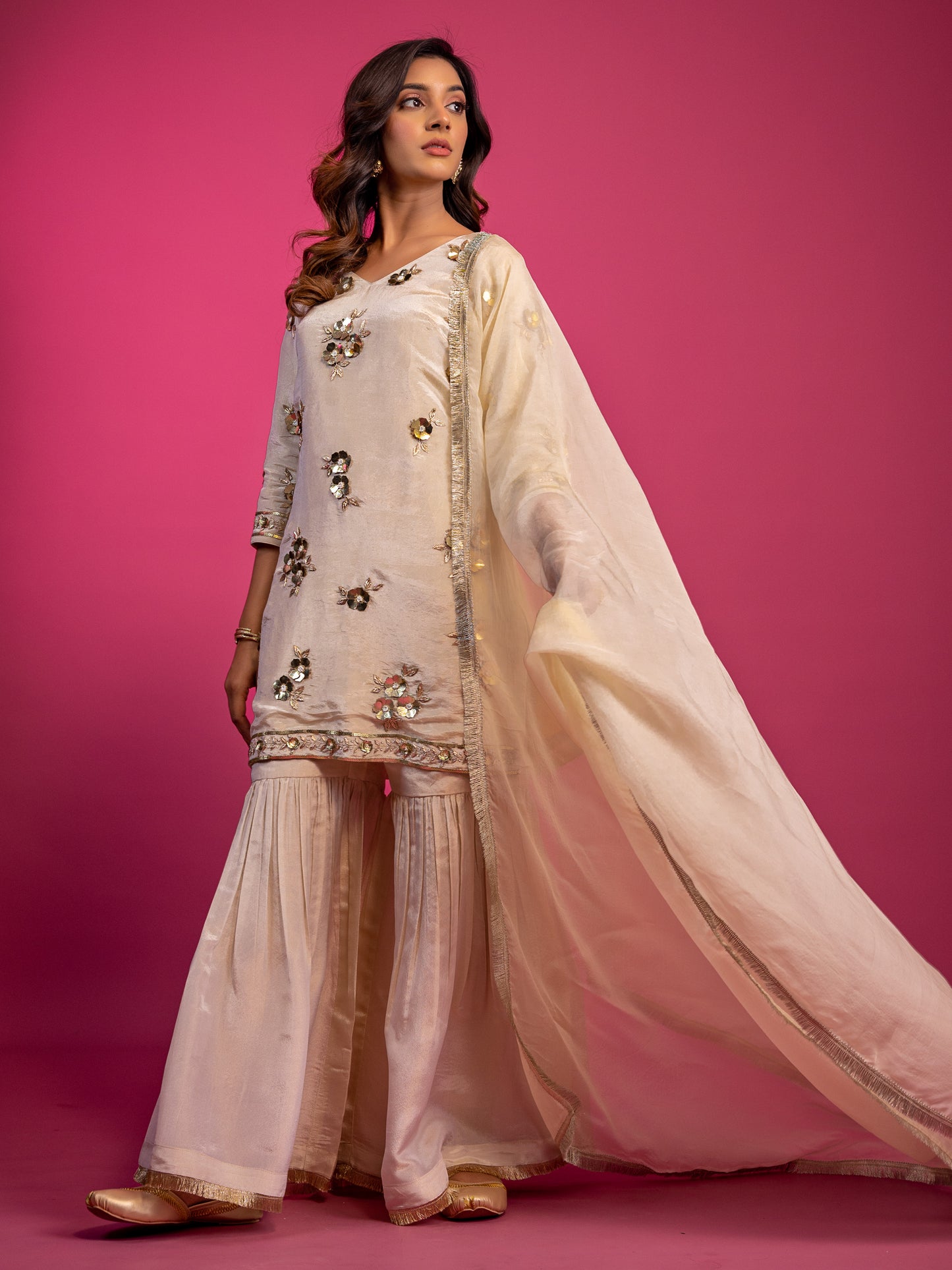 SOLASTA KURTA SET