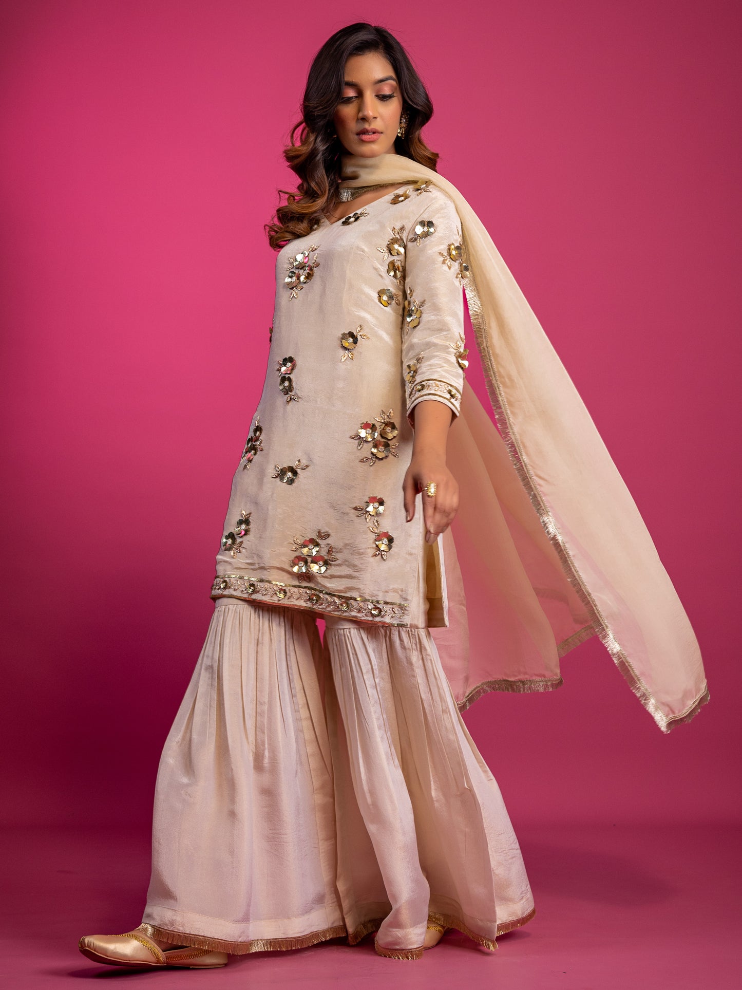 SOLASTA KURTA SET