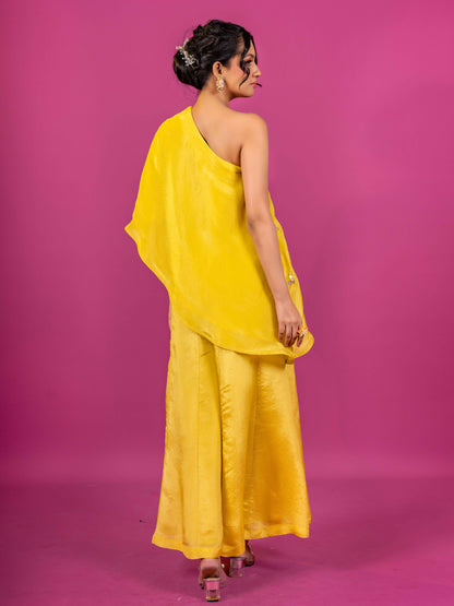 PINK MUSLIN HAND EMBROIDERED ASYMMETRIC KURTA CO-ORD SET (SET OF 2)